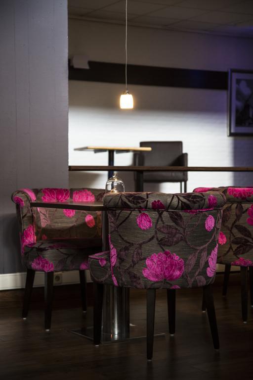 Hampton'S Hotel Namur ويبيون المظهر الخارجي الصورة
