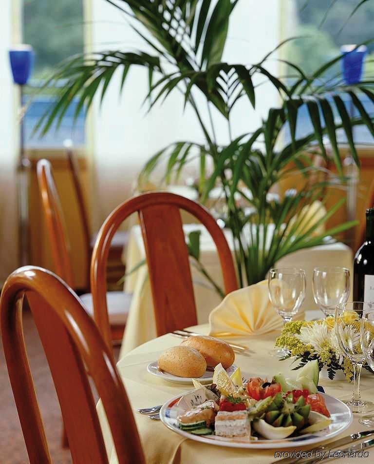 Hampton'S Hotel Namur ويبيون المطعم الصورة