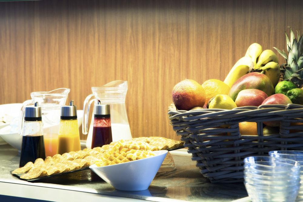 Hampton'S Hotel Namur ويبيون المظهر الخارجي الصورة