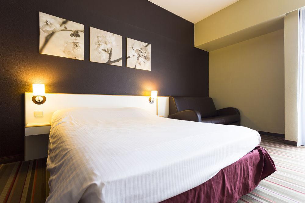 Hampton'S Hotel Namur ويبيون المظهر الخارجي الصورة