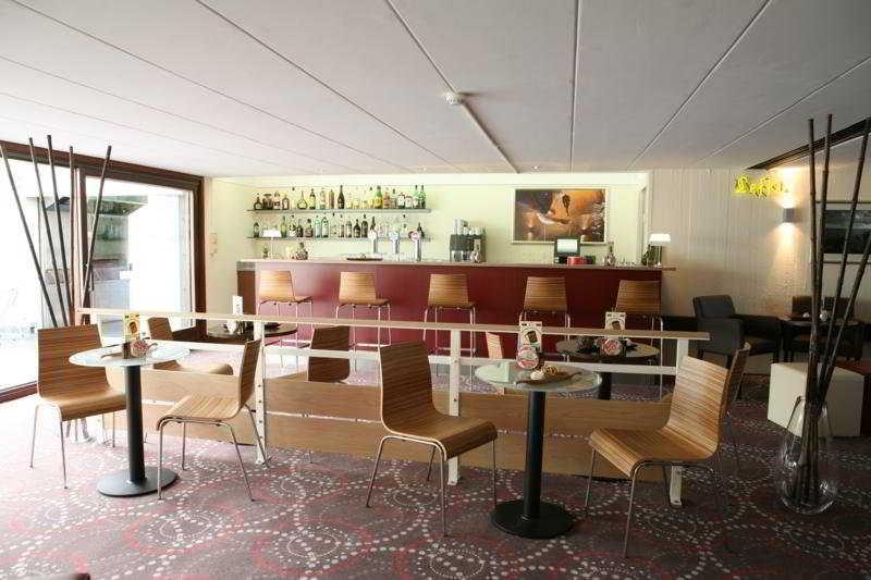 Hampton'S Hotel Namur ويبيون المظهر الخارجي الصورة